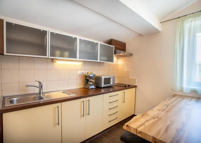 Avanti - Avanti Tutti Balatonboglár